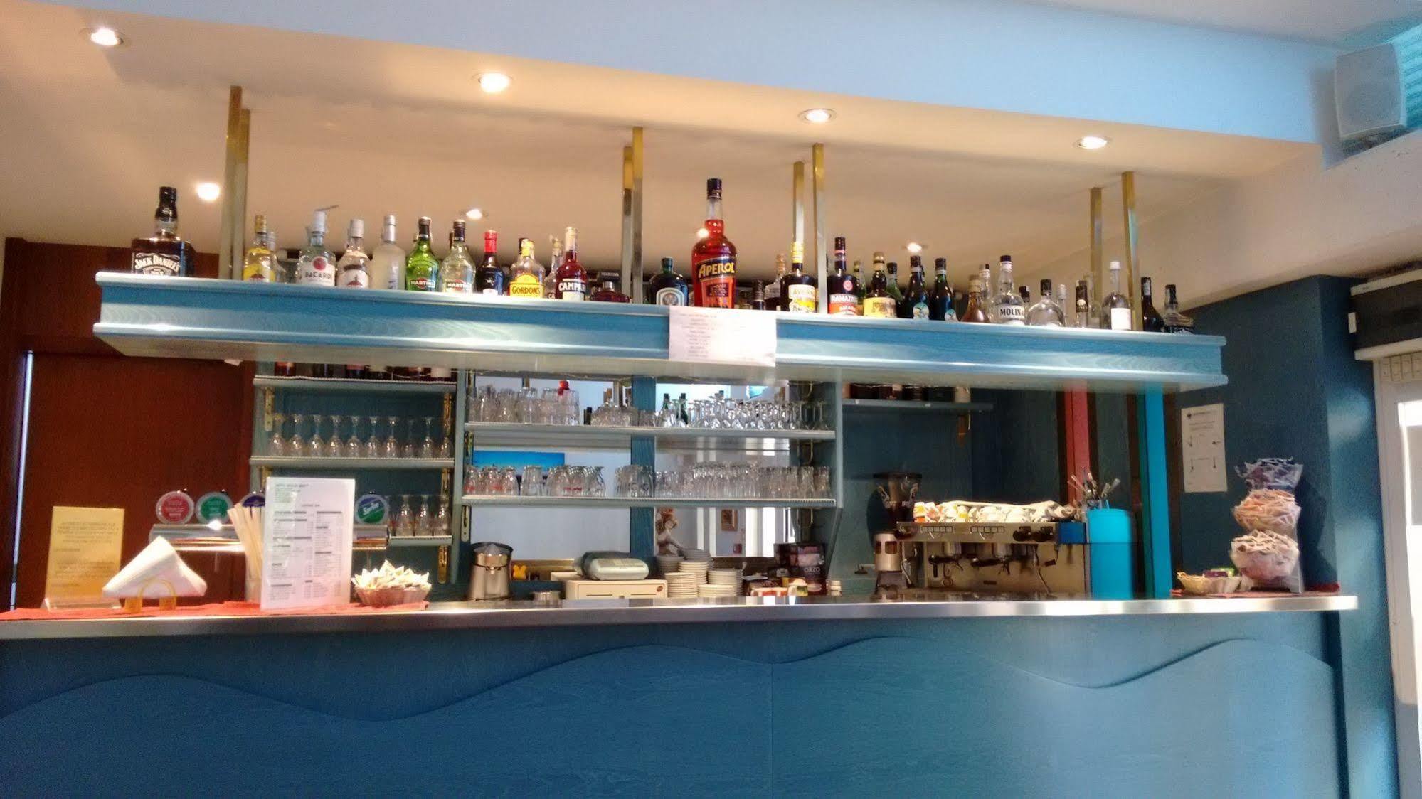 Hotel Vina De Mar Линяно Сабиадоро Екстериор снимка